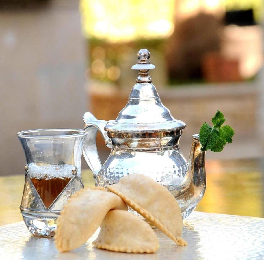 Hotel Ribis Ait Melloul  외부 사진